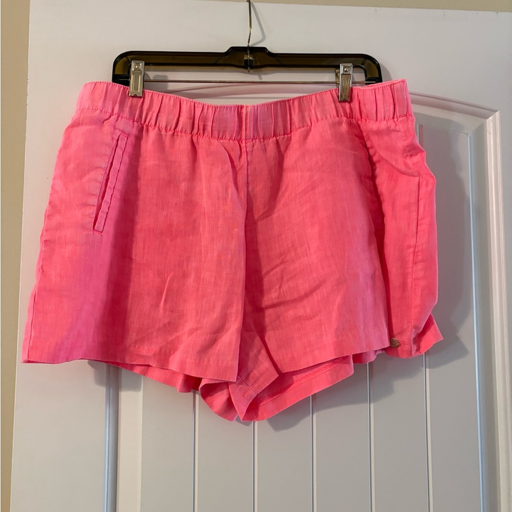 Lily Pulitzer coral color shorts 3 1/2 inch inseam size extra large